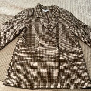Old Navy double-breasted wool blend blazer for women  Size small. Brand new.